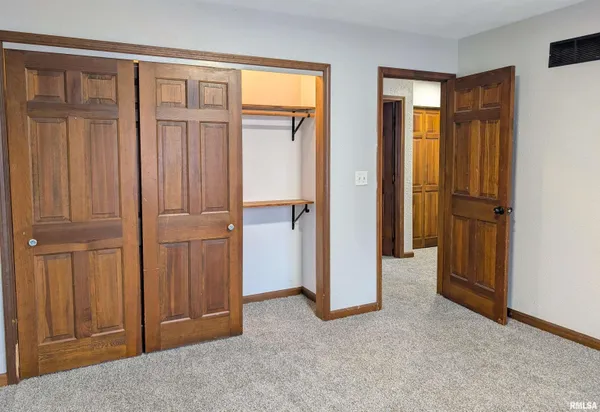 $239,900 | 1919 Sierra Court, Pekin, IL 61554