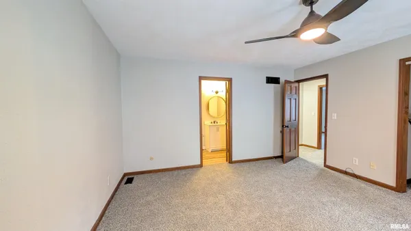 $239,900 | 1919 Sierra Court, Pekin, IL 61554