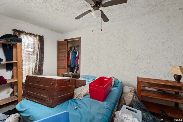 $88,000 | 242 South State Avenue, Hampton, IL 61256