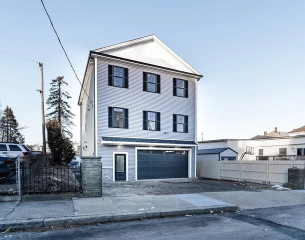 $3,600 | 214 Horton Street, Fall River, MA 02723
