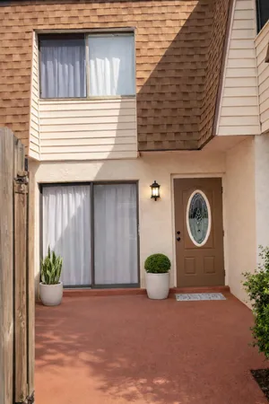 $195,000 | 715 West Ocean Avenue, Lantana, FL 33462