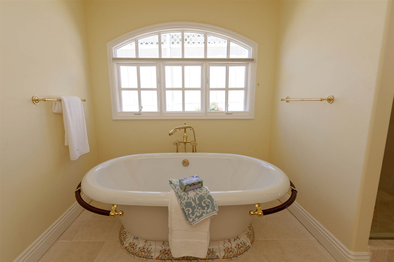 5695 Rutgers Road La Jolla, CA 92037 - Photo 13 of 25