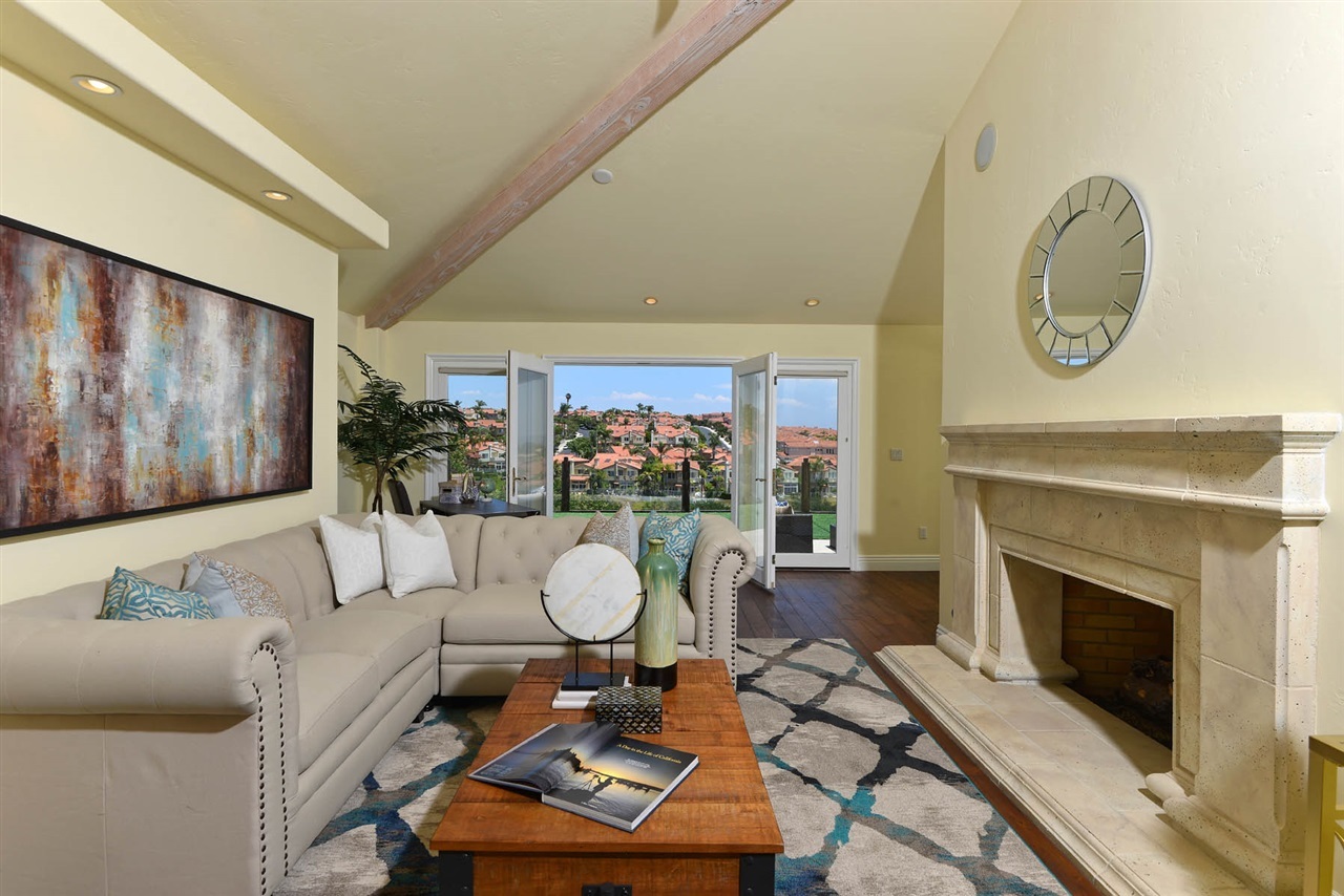 5695 Rutgers Road La Jolla, CA 92037 - Photo 3 of 25
