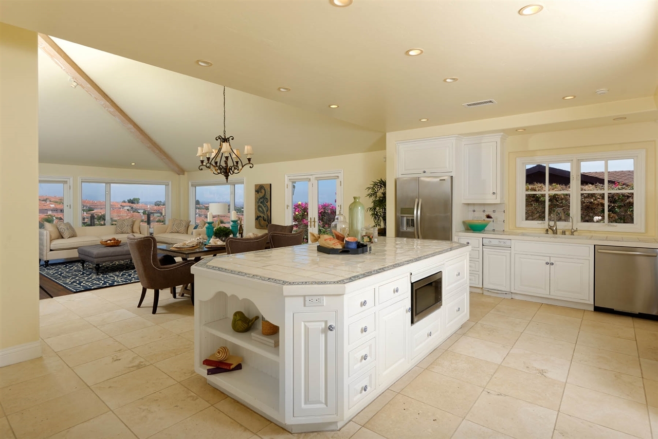 5695 Rutgers Road La Jolla, CA 92037 - Photo 8 of 25