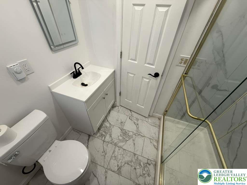 25 West Grove Street Nanticoke, PA 18634 - Photo 7 of 19