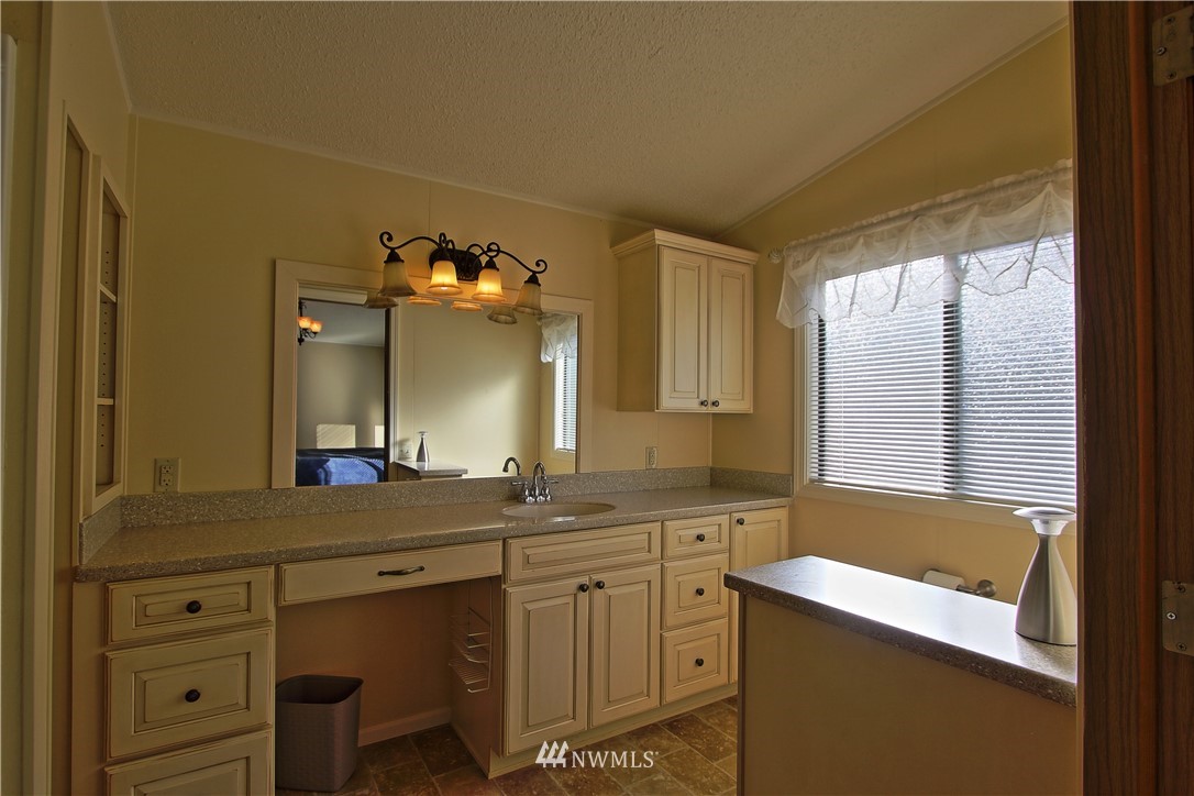 12 Holly Road Shelton, WA 98584 - Photo 17 of 21 Gallery Image 17