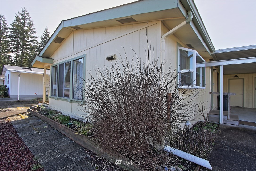 12 Holly Road Shelton, WA 98584 - Photo 4 of 21 Gallery Image 4