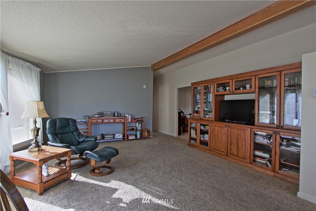 12 Holly Road Shelton, WA 98584 - Photo 5 of 21 Gallery Image 5