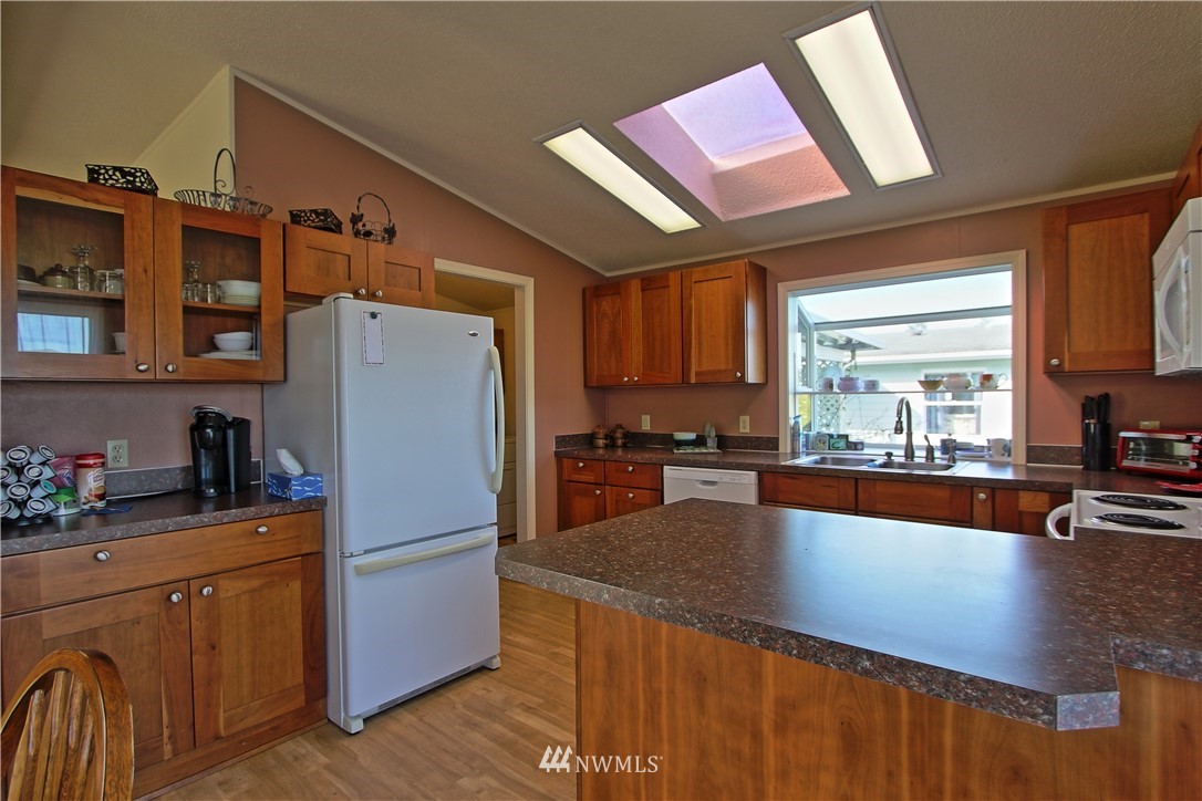 12 Holly Road Shelton, WA 98584 - Photo 7 of 21 Gallery Image 7