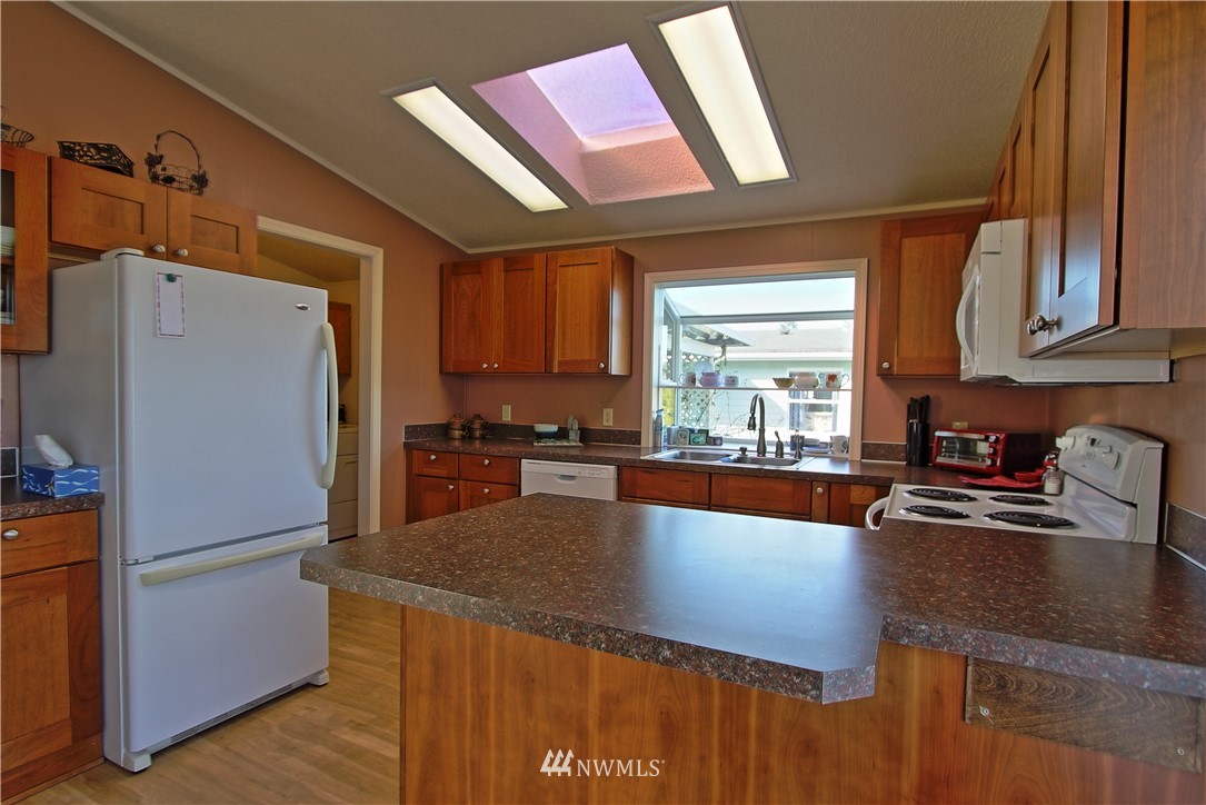 12 Holly Road Shelton, WA 98584 - Photo 8 of 21 Gallery Image 8