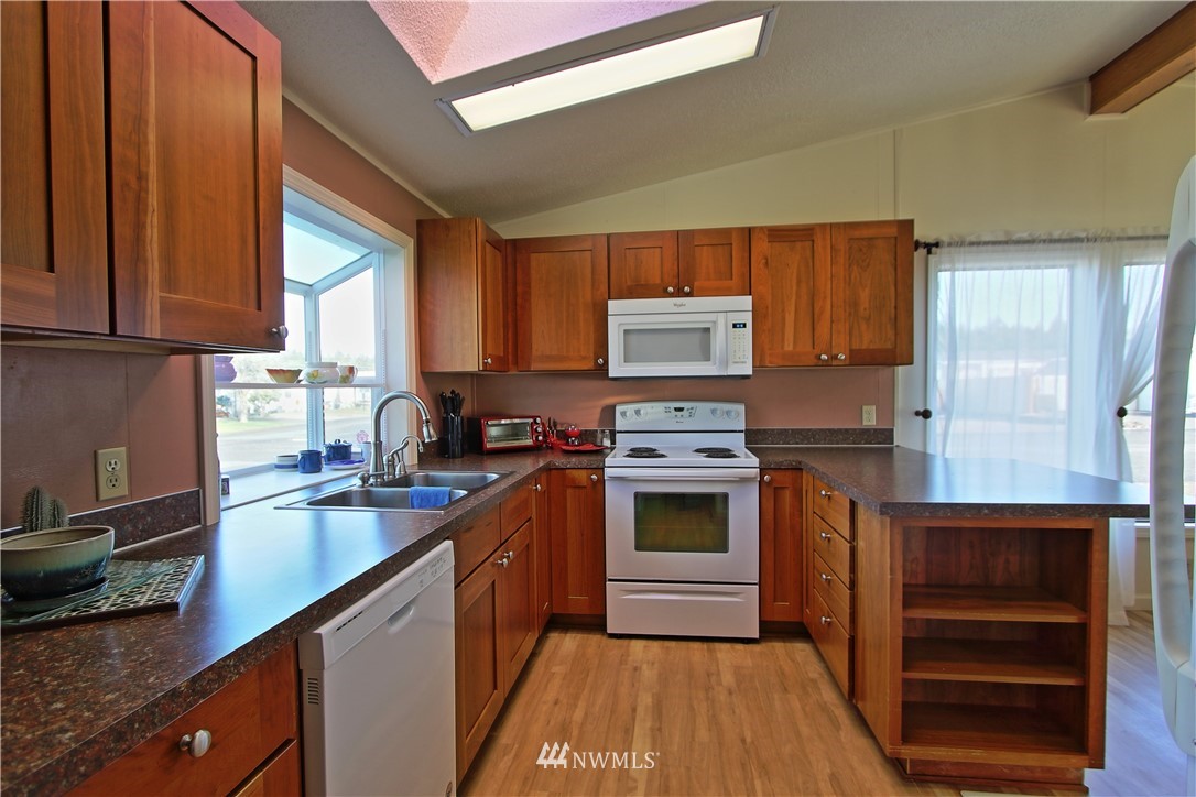 12 Holly Road Shelton, WA 98584 - Photo 9 of 21 Gallery Image 9
