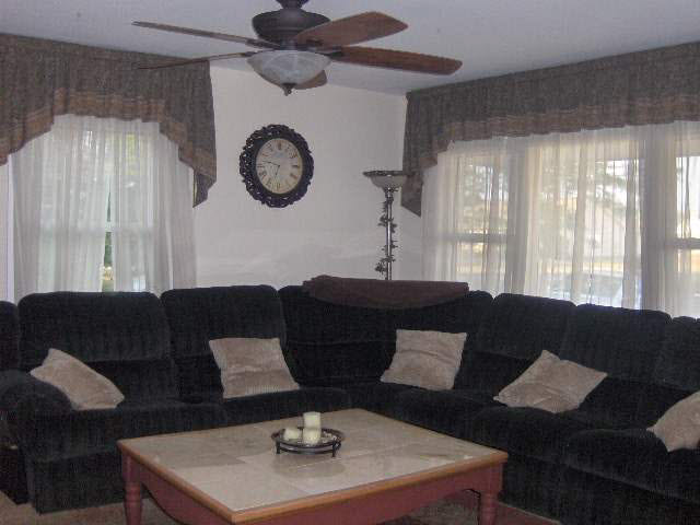 1709 South Andrews Road Yorktown, IN 47396 - Photo 3 of 30 Gallery Image 3