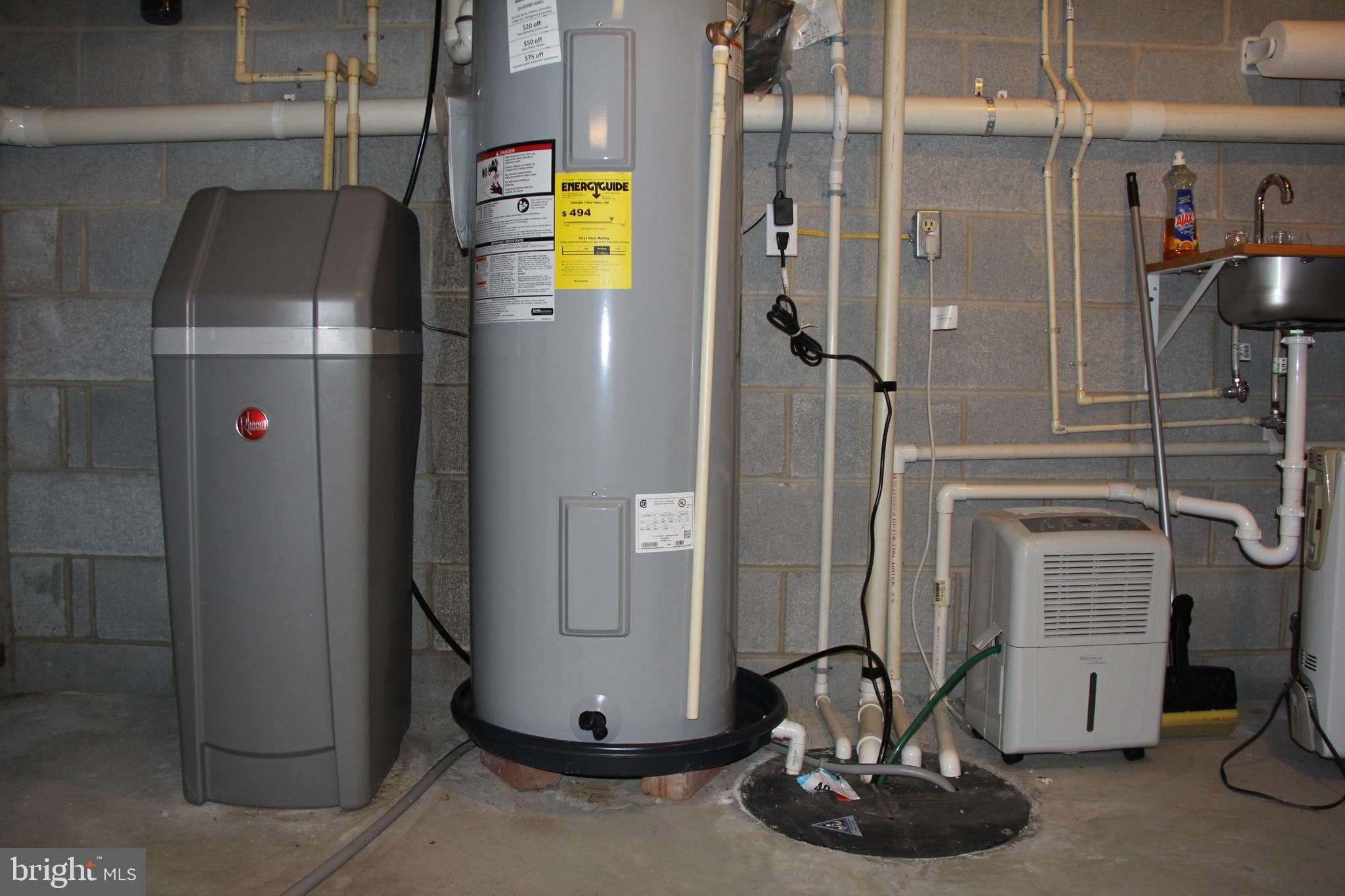 668 Snyder Hill Road Lititz, PA 17543 - Photo 32 of 32 a refrigerator freezer sitting inside of a kitchen