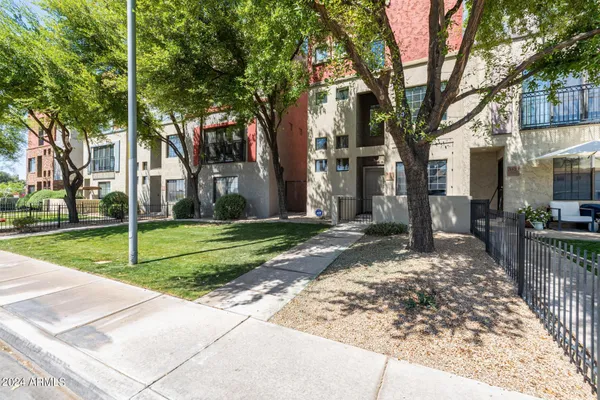 $2,800 | 3435 East Lance Lane, Phoenix, AZ 85018