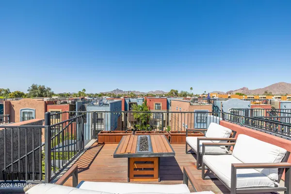 $2,800 | 3435 East Lance Lane, Phoenix, AZ 85018