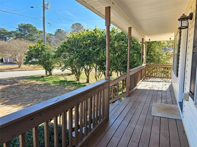 $299,900 | 7155 Hummingbird Lane, Winston, GA 30187