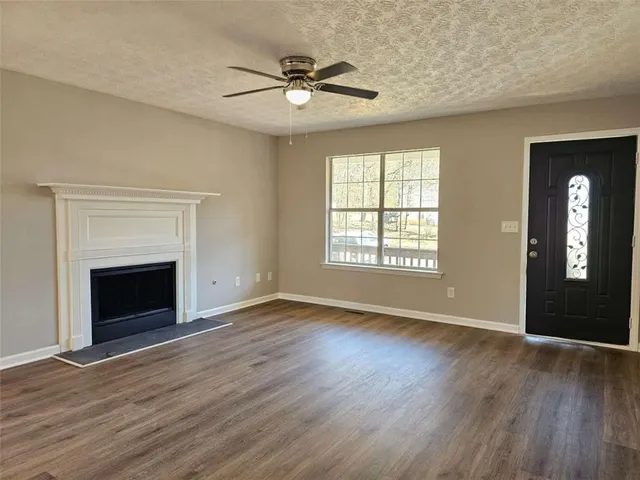 $299,900 | 7155 Hummingbird Lane, Winston, GA 30187