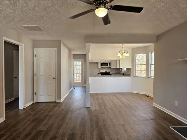 $299,900 | 7155 Hummingbird Lane, Winston, GA 30187