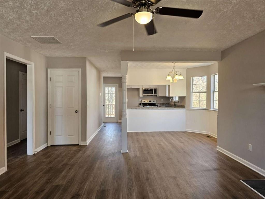 7155 Hummingbird Lane Winston, GA 30187 - Photo 8 of 40