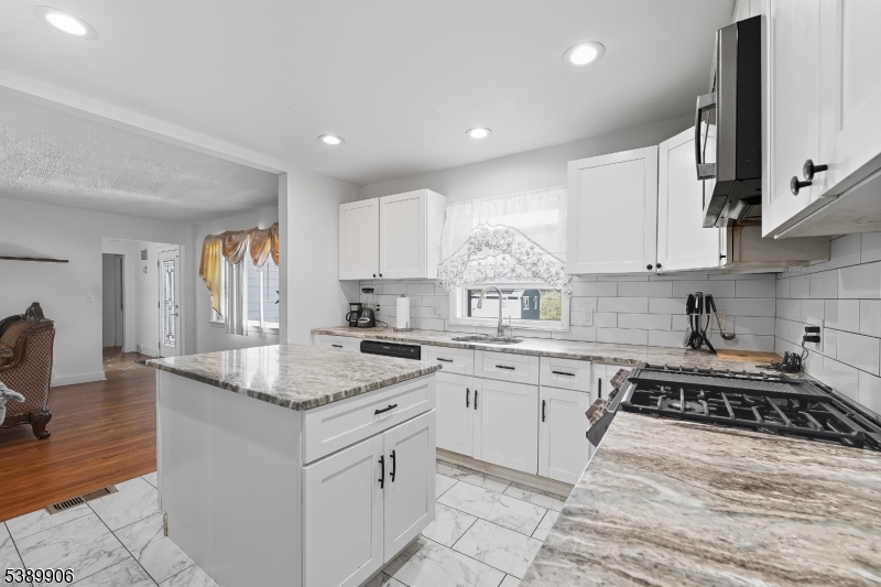 34 Fitzrandolph Road West Orange, NJ 07052 - Photo 2 of 17