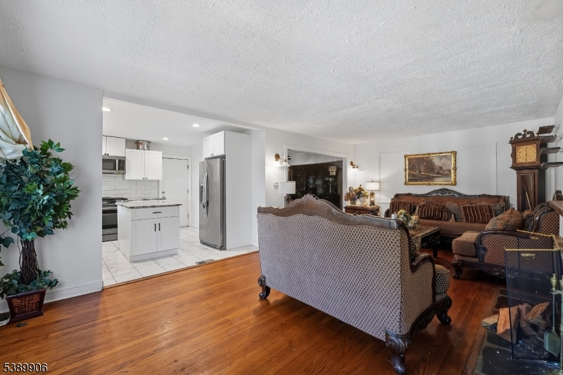 34 Fitzrandolph Road West Orange, NJ 07052 - Photo 7 of 17