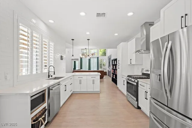 $3,395 | 8581 Heather Downs Drive, Las Vegas, NV 89113