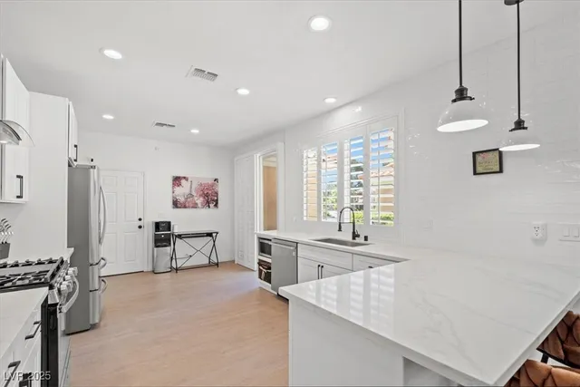 $3,395 | 8581 Heather Downs Drive, Las Vegas, NV 89113