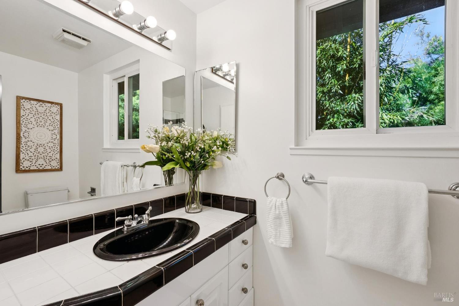 1851 Fifth Avenue San Rafael, CA 94901 - Photo 18 of 26