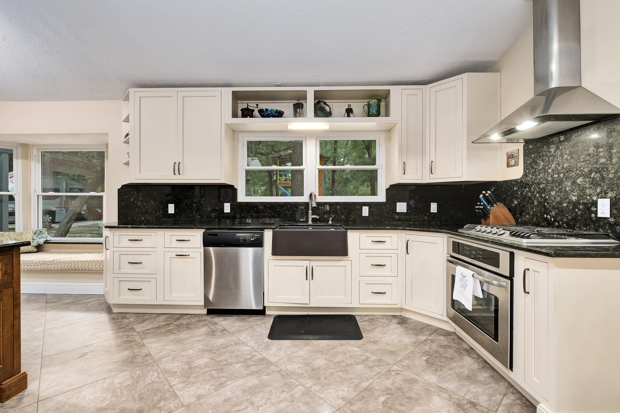 675 Whitfield Road Freeport, FL 32439 - Photo 10 of 27 Gallery Image 10
