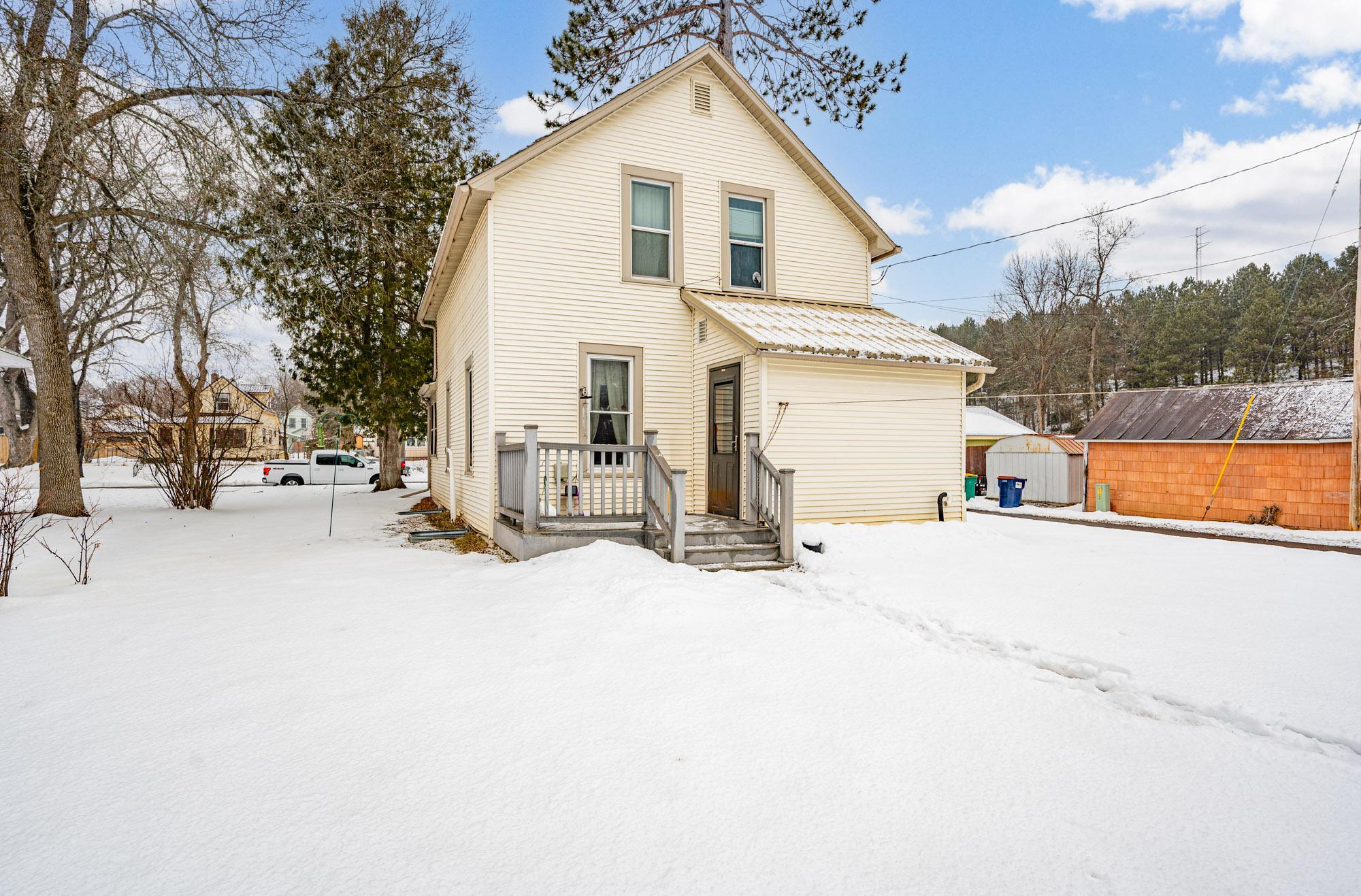 100 Bawden Street Marble, MN 55764 - Photo 2 of 21