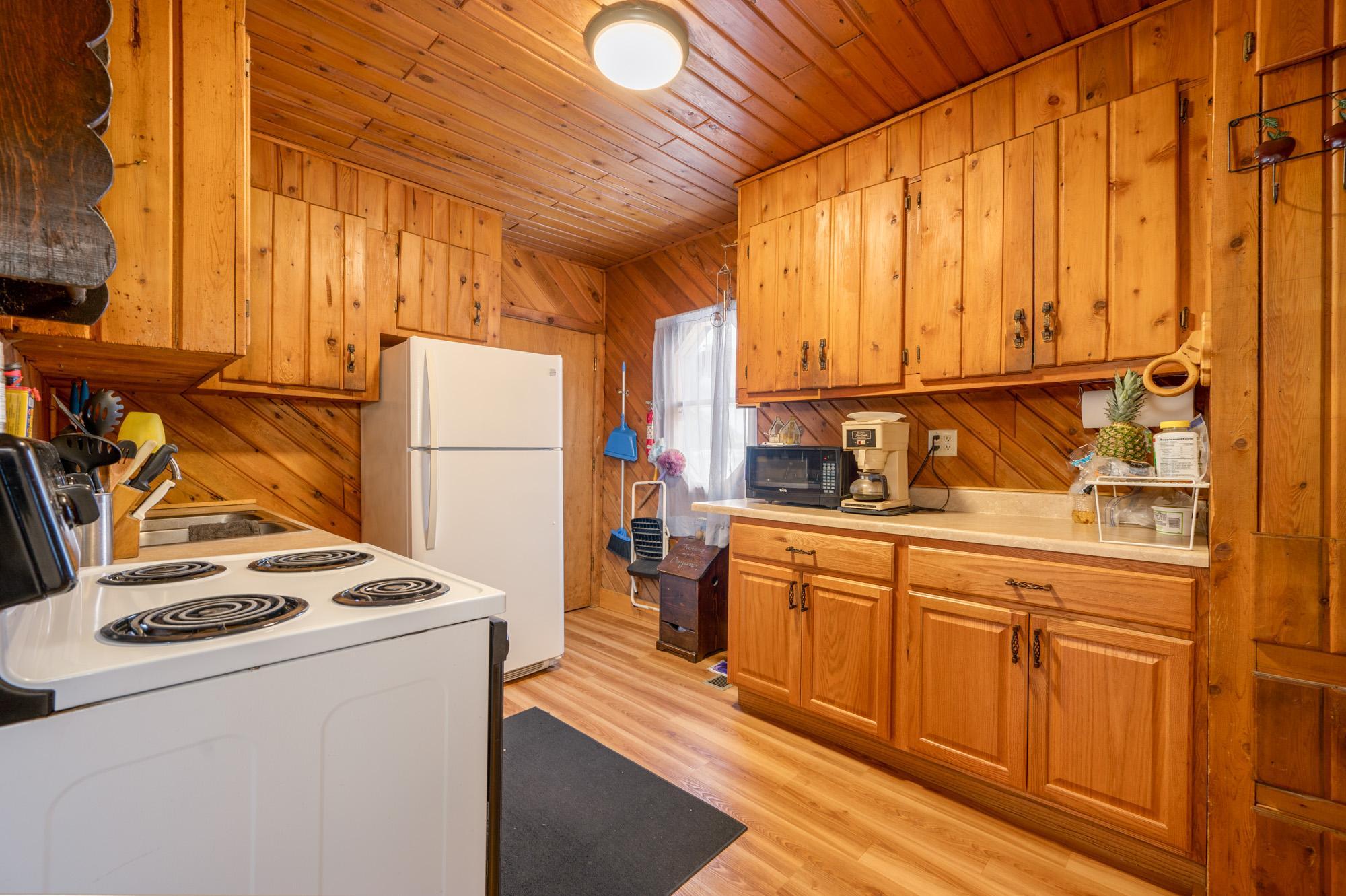 100 Bawden Street Marble, MN 55764 - Photo 4 of 21