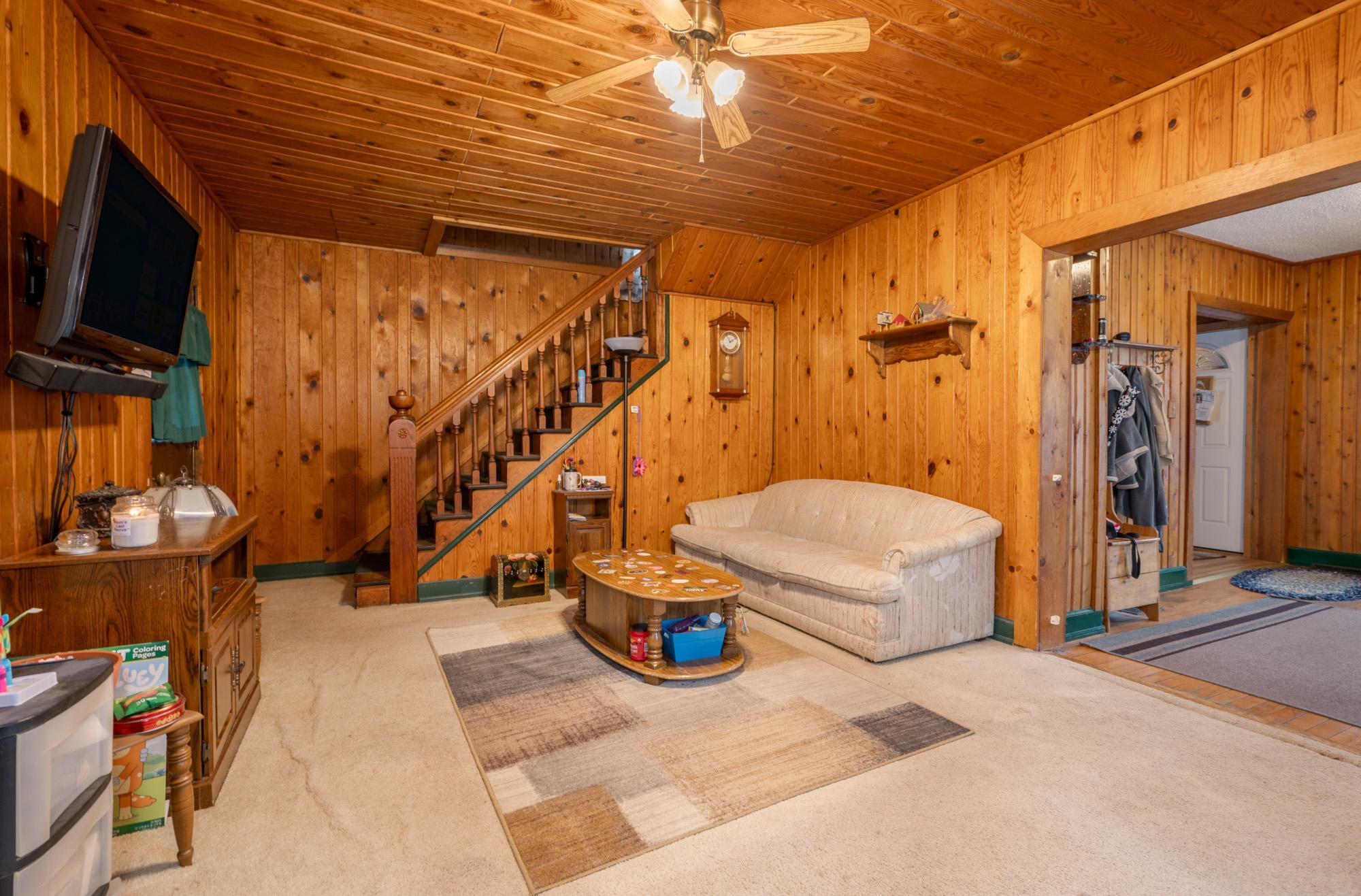 100 Bawden Street Marble, MN 55764 - Photo 6 of 21