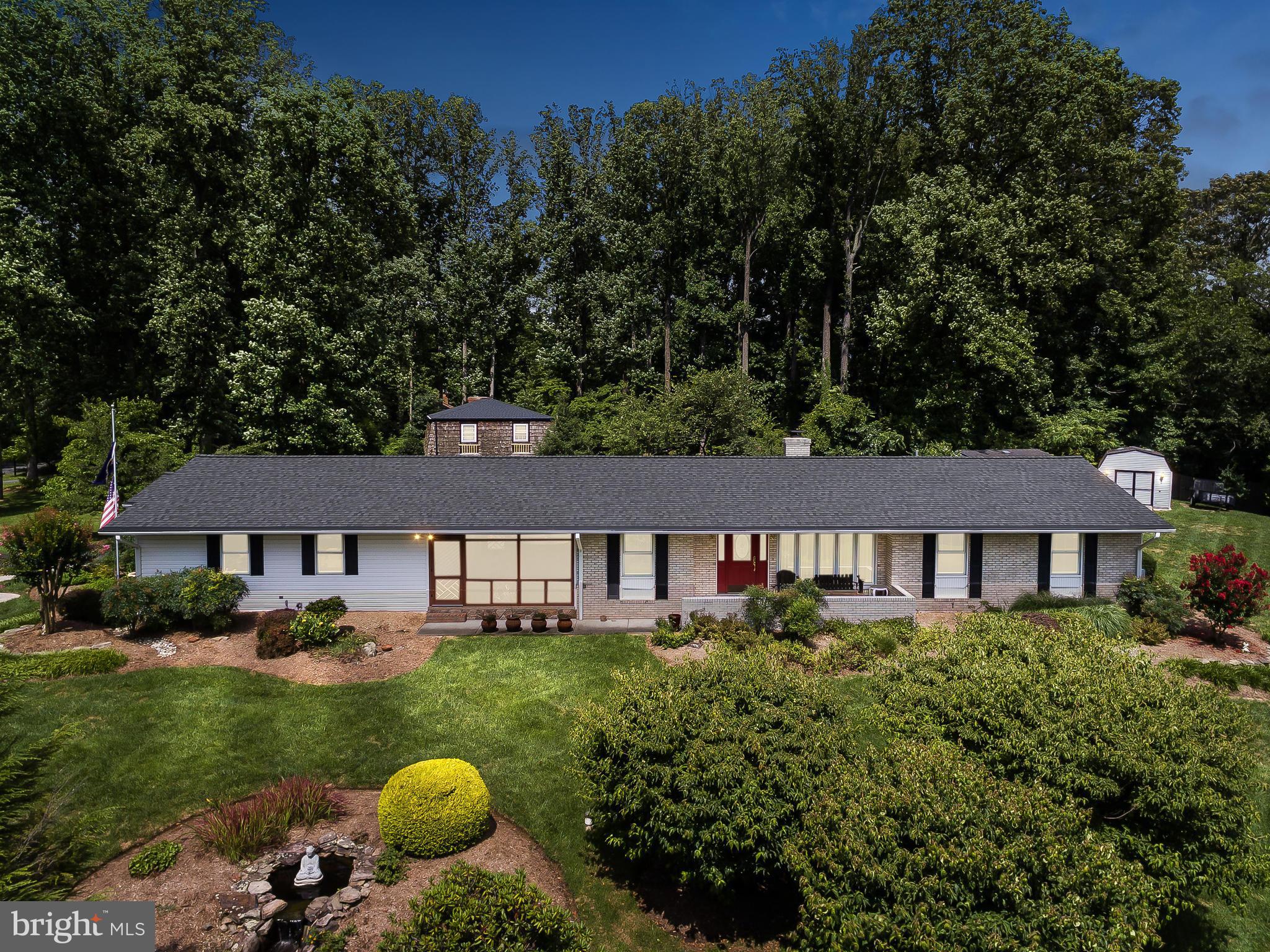 710 Petersburg Road Davidsonville, MD 21035 - Photo 3 of 30 Enjoy living both inside and out here in Hardesty