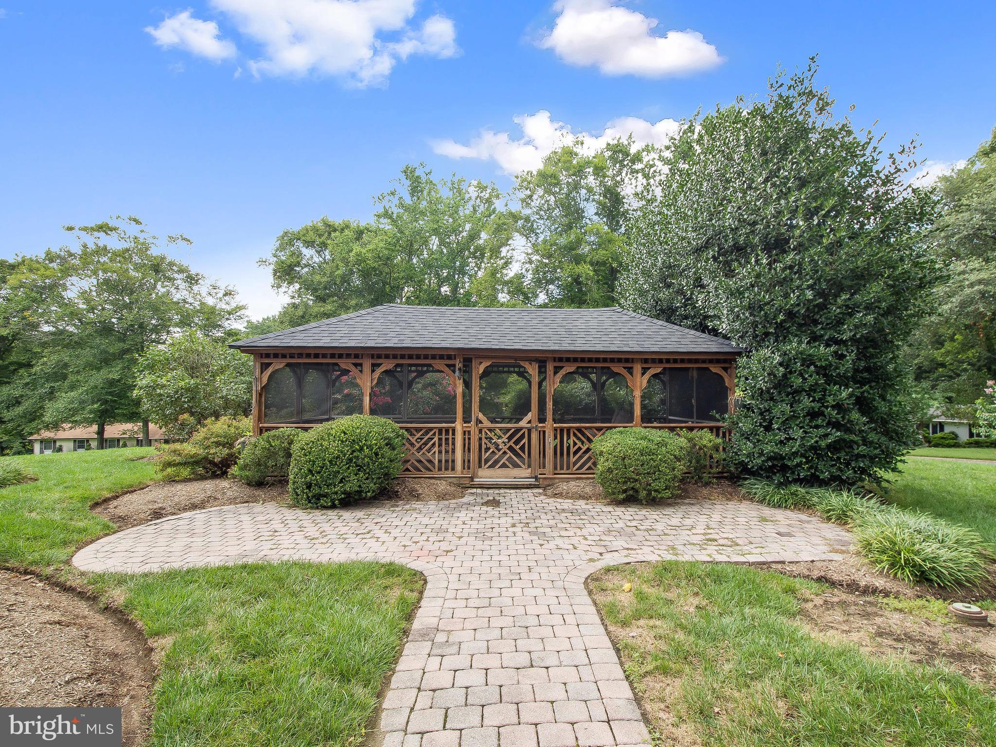 710 Petersburg Road Davidsonville, MD 21035 - Photo 27 of 30 Screened Gazebo with ceiling fans