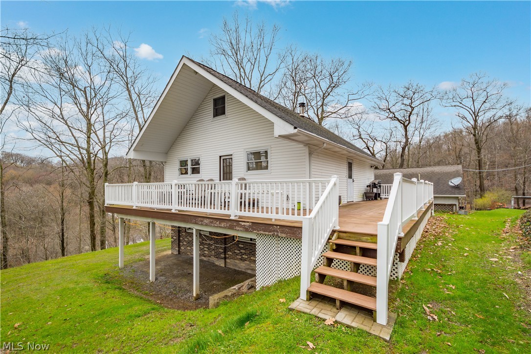 550 Middle Run Road Chester, WV 26034 - Photo 1 of 29