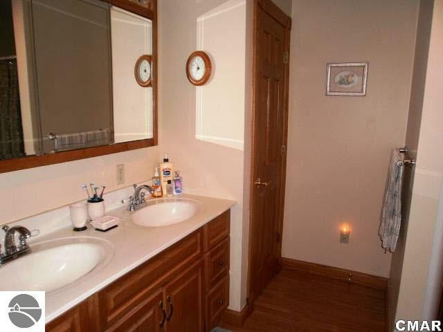 6571 North Luce Road Alma, MI 48801 - Photo 13 of 24 1772957-12.JPG