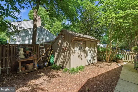 $1,050,000 | 2507 Toron Court, Alexandria, VA 22306