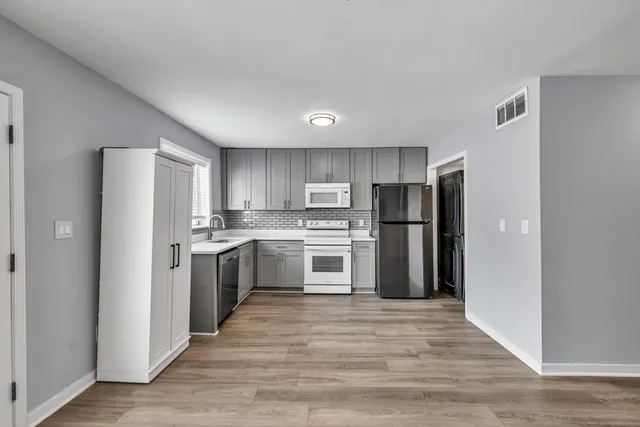 $355,000 | 7307 Cardigan Circle, Sandy Springs, GA 30328