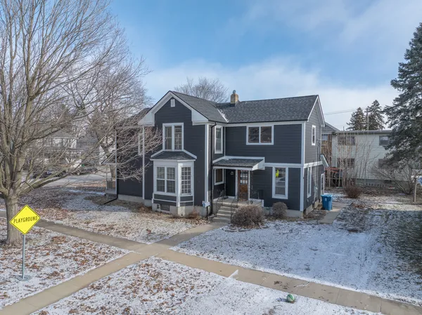 $179,999 | 709 Pennsylvania Avenue, Mendota, IL 61342