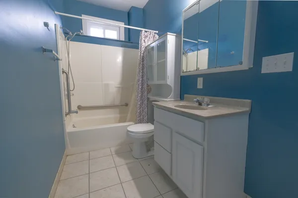 $179,999 | 709 Pennsylvania Avenue, Mendota, IL 61342