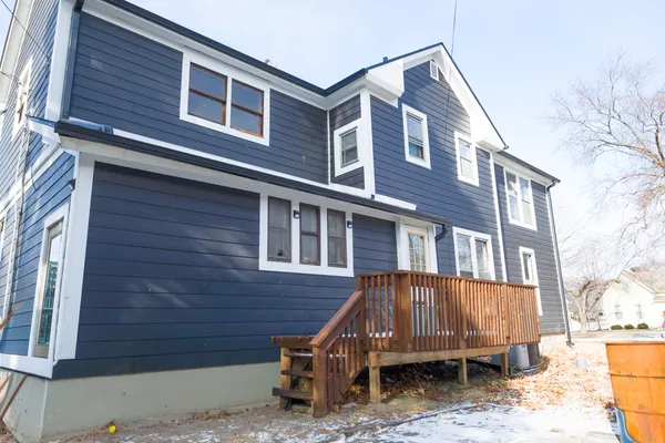 $179,999 | 709 Pennsylvania Avenue, Mendota, IL 61342