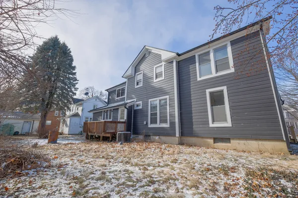 $179,999 | 709 Pennsylvania Avenue, Mendota, IL 61342