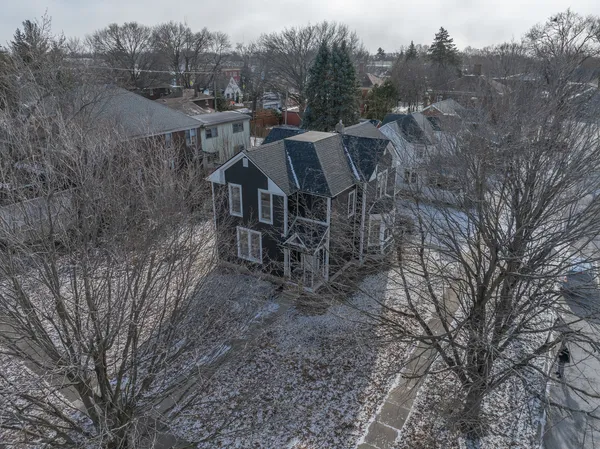 $179,999 | 709 Pennsylvania Avenue, Mendota, IL 61342