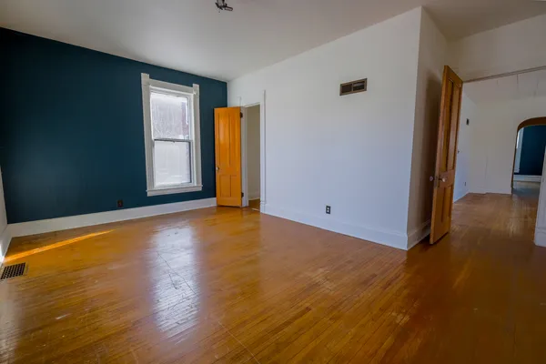 $179,999 | 709 Pennsylvania Avenue, Mendota, IL 61342