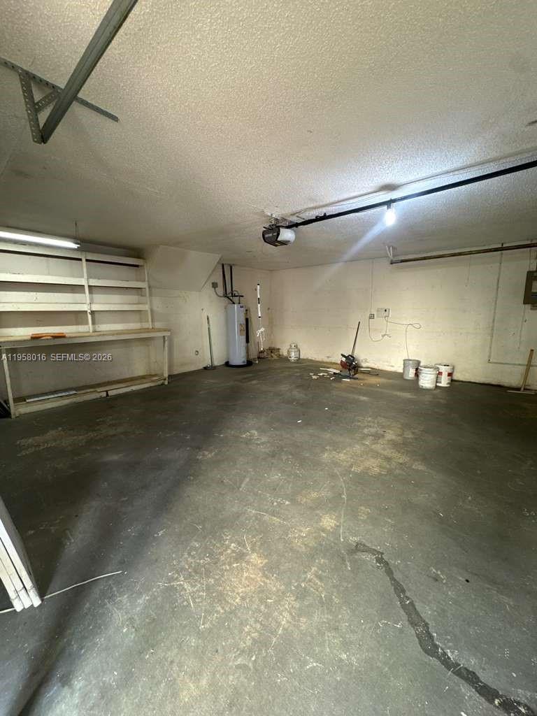 10034 Southwest 221st Street Cutler Bay, FL 33190 - Photo 24 of 25 a view of a room with an empty space