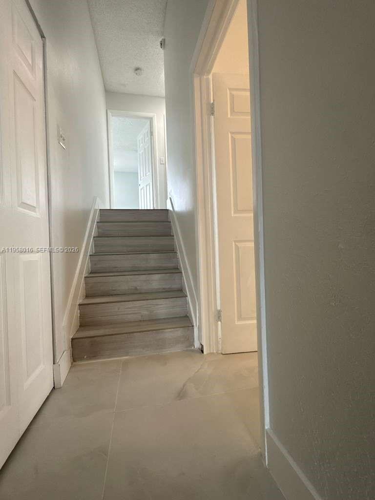 10034 Southwest 221st Street Cutler Bay, FL 33190 - Photo 10 of 25 a view of entryway