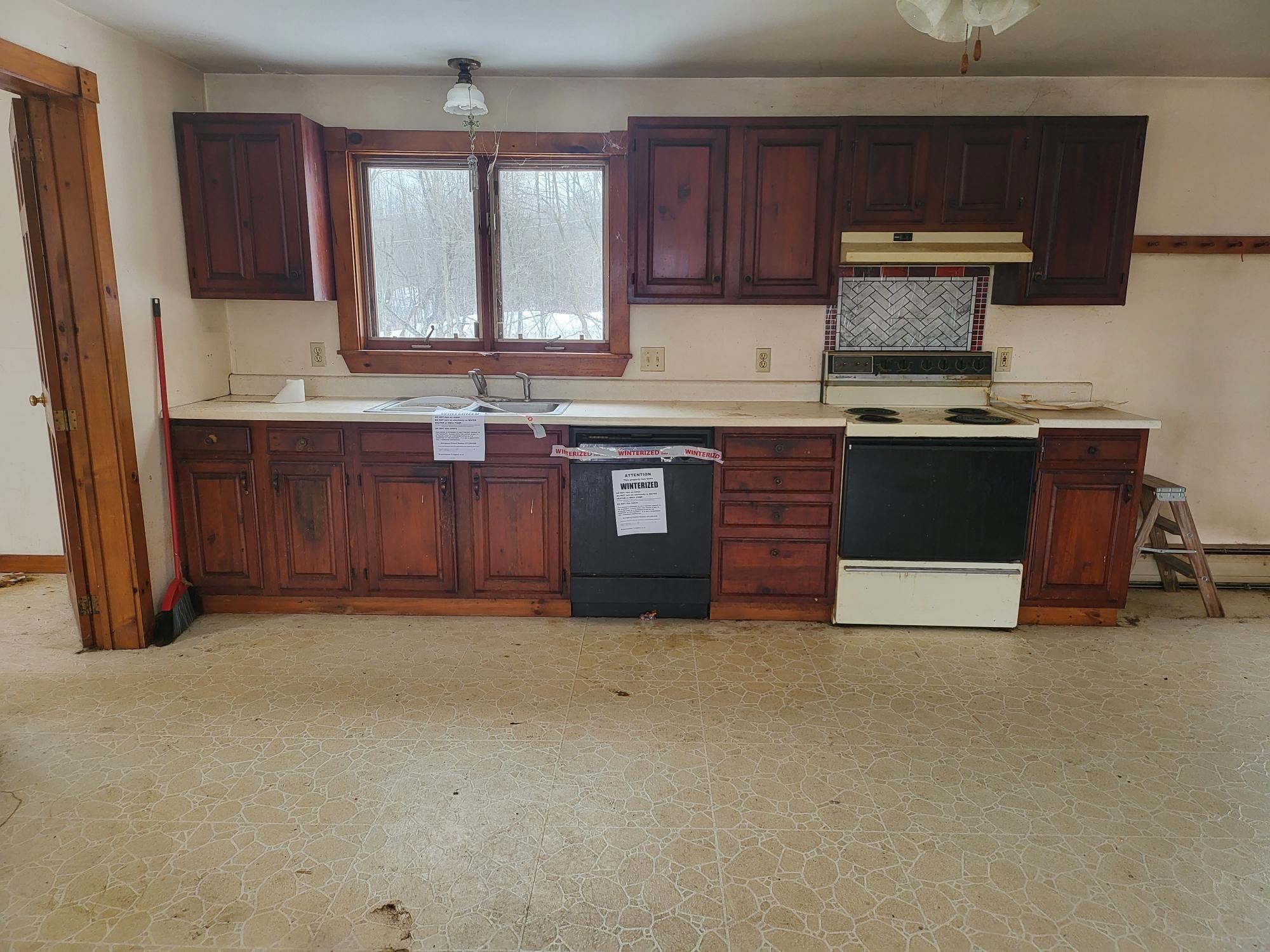 198 Donahue Road Barre Town, VT 05654 - Photo 14 of 35 Gallery Image 14