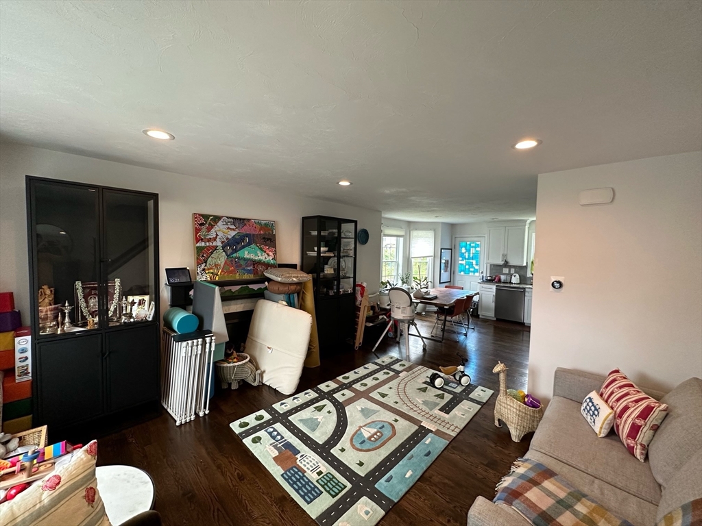 3 Riley Road, Unit 3 Tyngsboro, MA 01879 - Photo 5 of 19