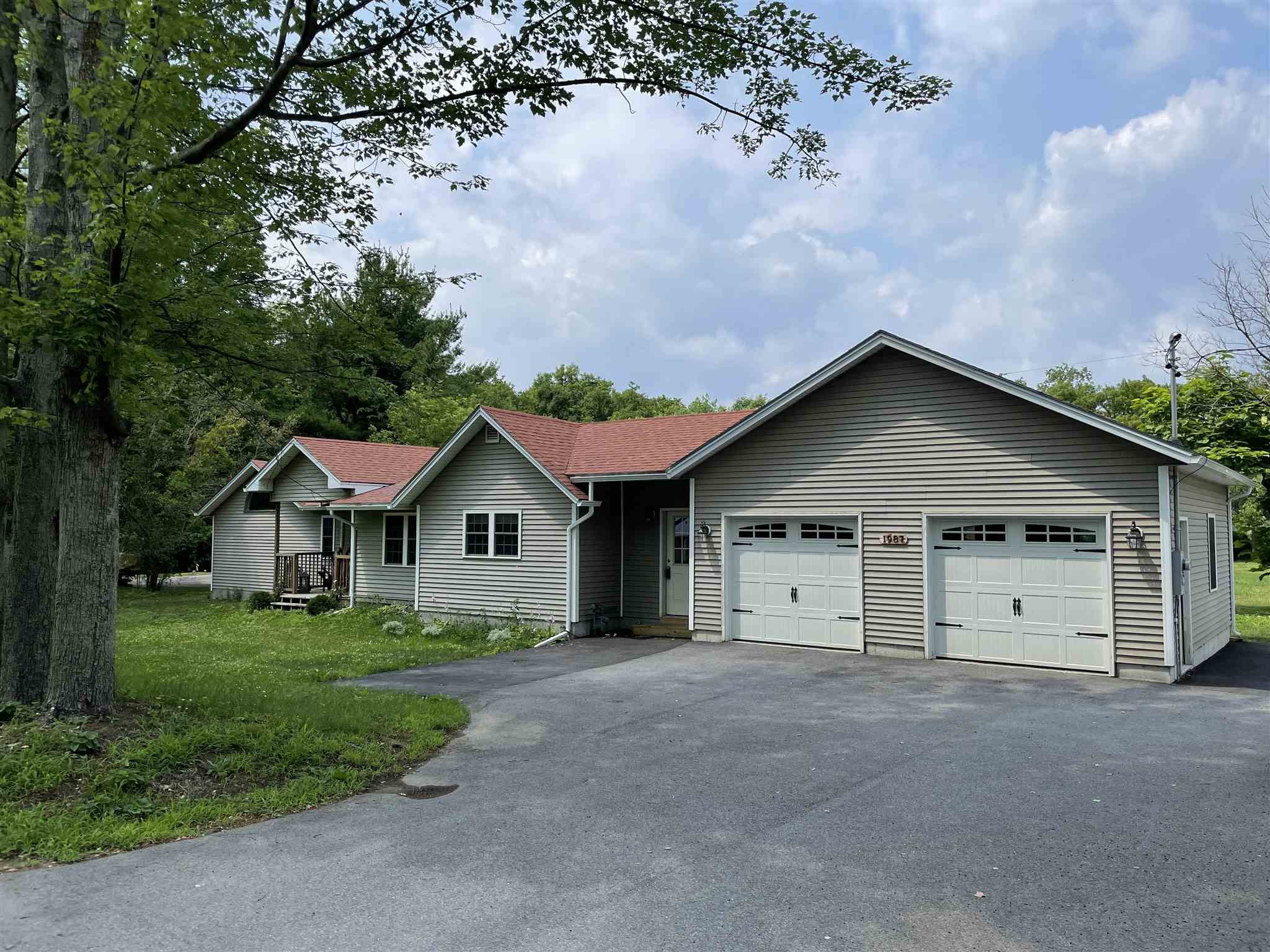 1987 Blakely Road Colchester, VT 05446 - Photo 1 of 33 Gallery Image 1