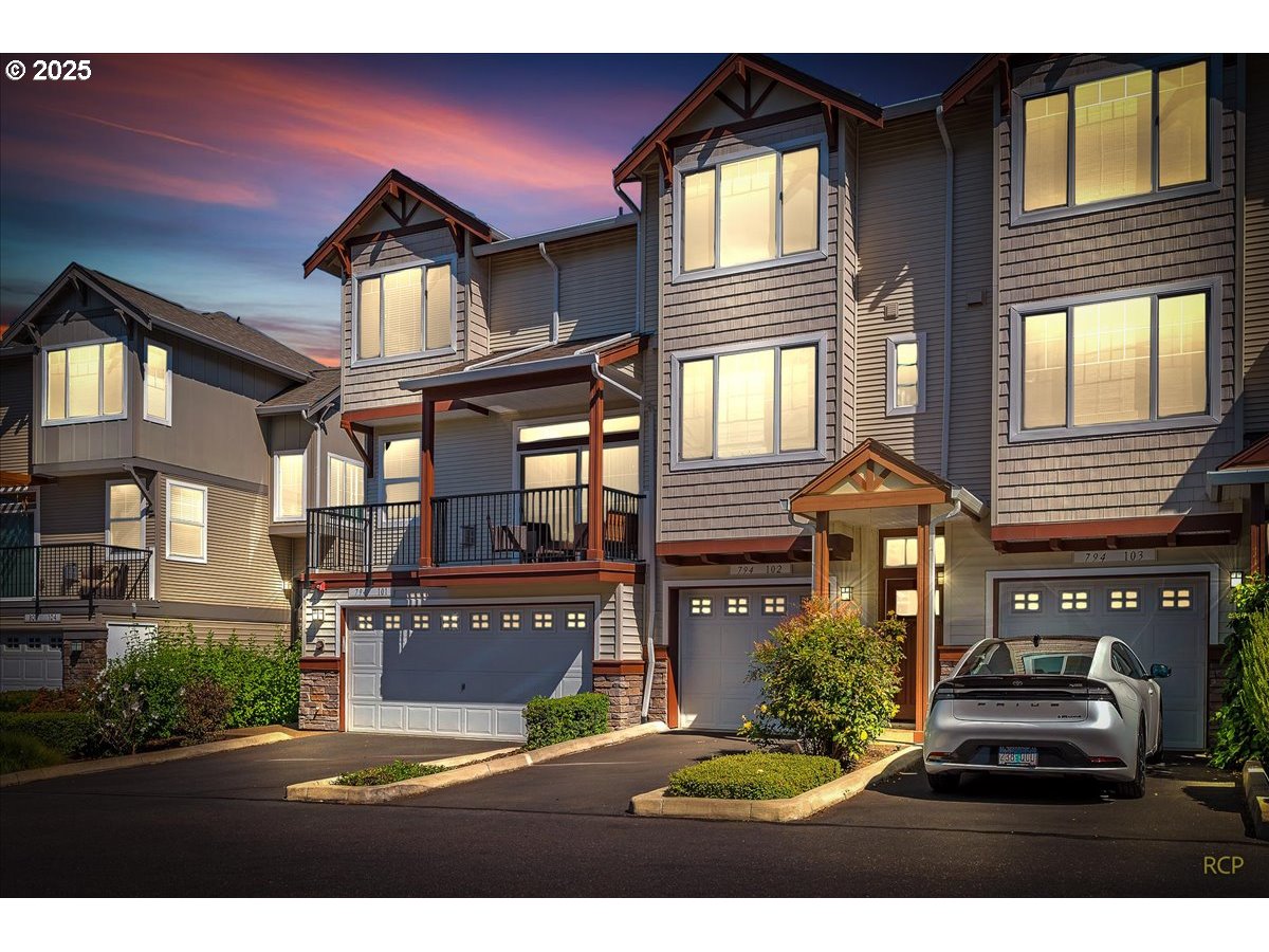 794 Northwest 118th Avenue, Unit 101 Portland, OR 97229 - Photo 36 of 41 a view of a house with a balcony